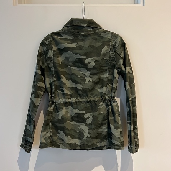 Old Navy Camo Utility jacket. Size extra small. - Picture 2 of 5